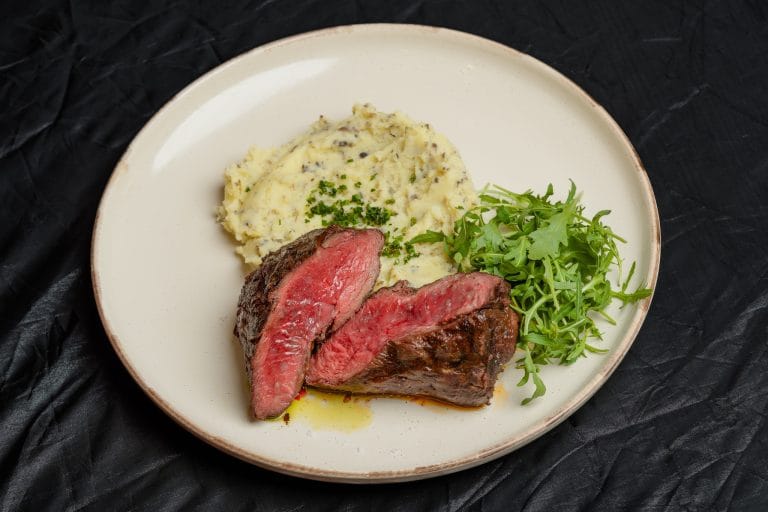 Beer Zone - Muşchi de Vită Maturat cu Piure de Cartofi cu Trufe